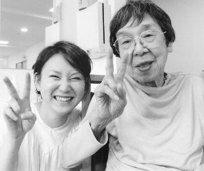 “하루하루 무서워 견딜 수 없다”…20년간 사투 벌인 치매 엄마의 일기