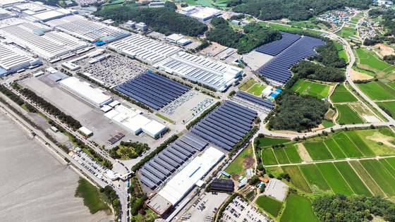 [김재경의 마켓 나우] 태양광 확대, 오르는 땅값에 밀려나는 농민 기사요약